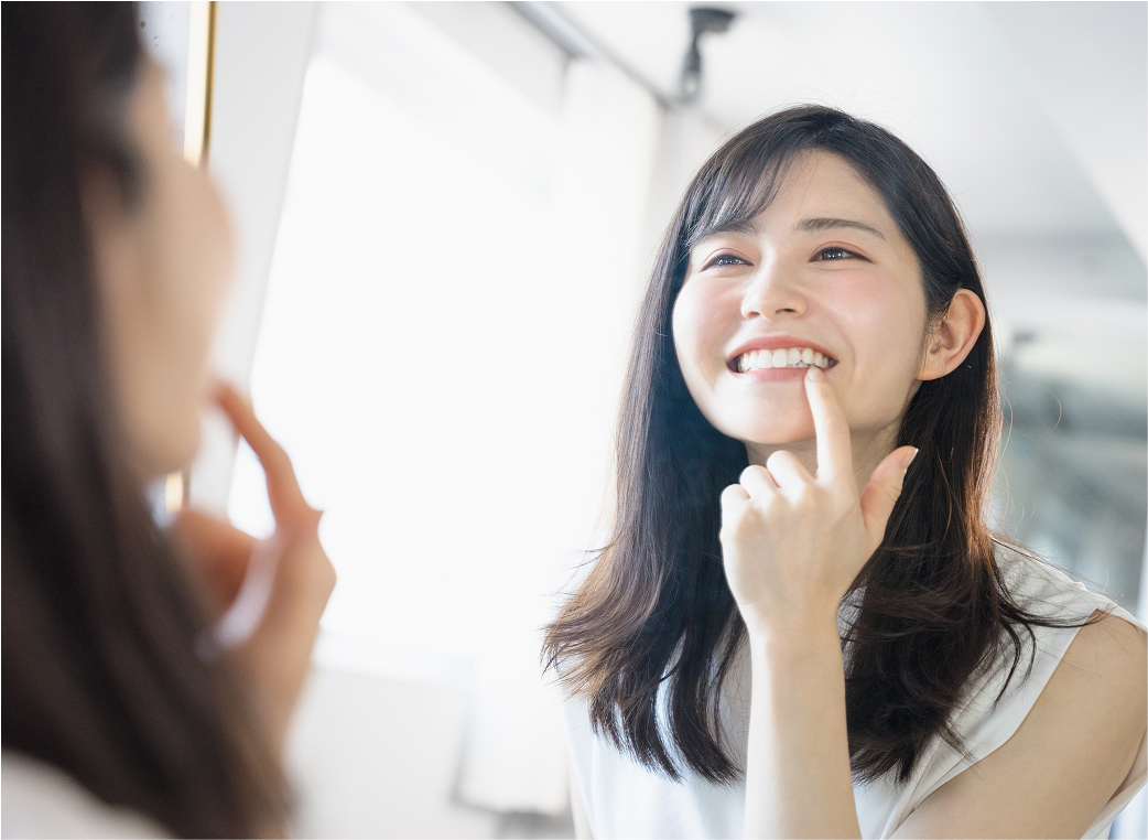 天然歯のように自然な見た目